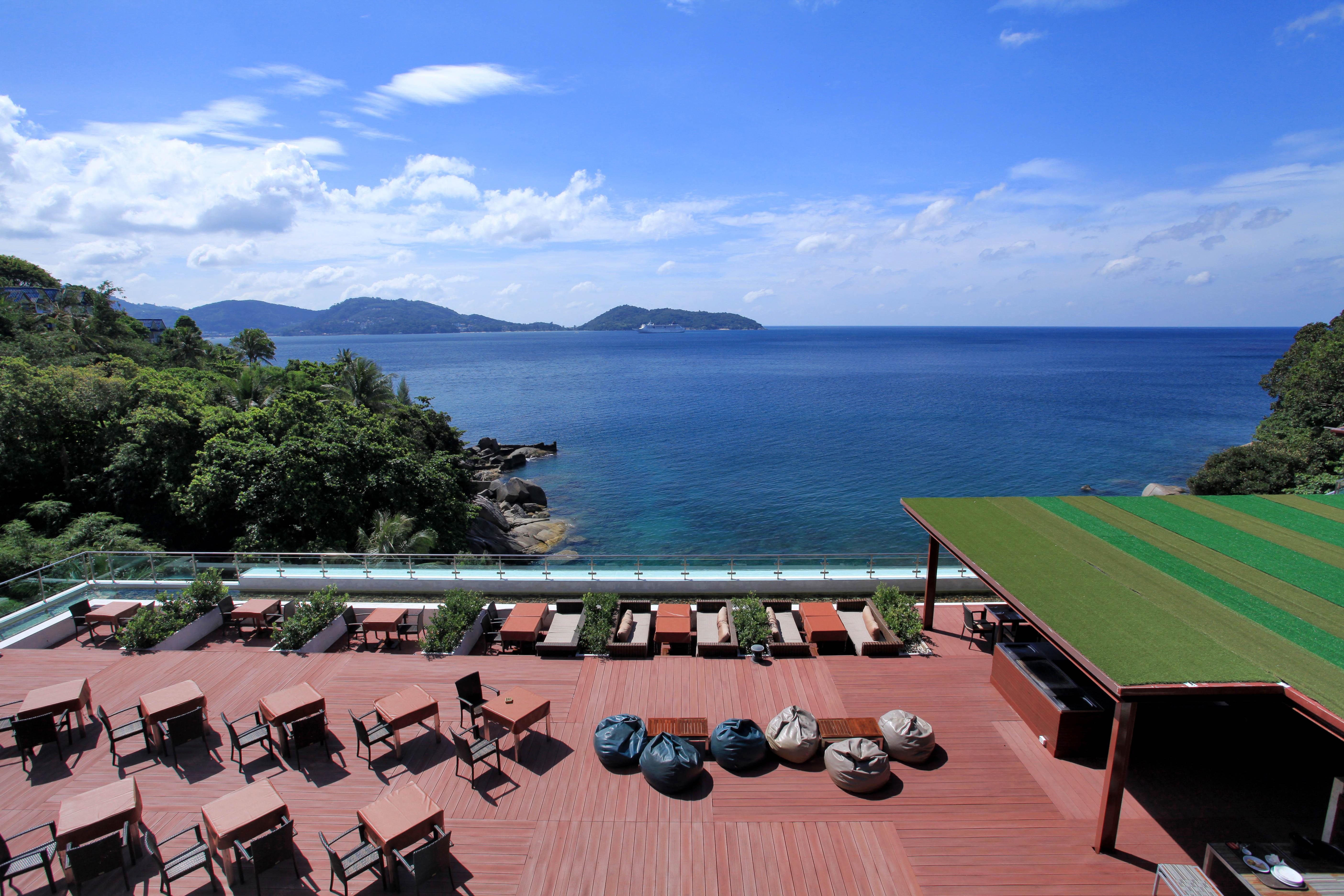 Hotel Zenmaya Oceanfront Phuket, Trademark Collection By Wyndham Patong Exterior foto