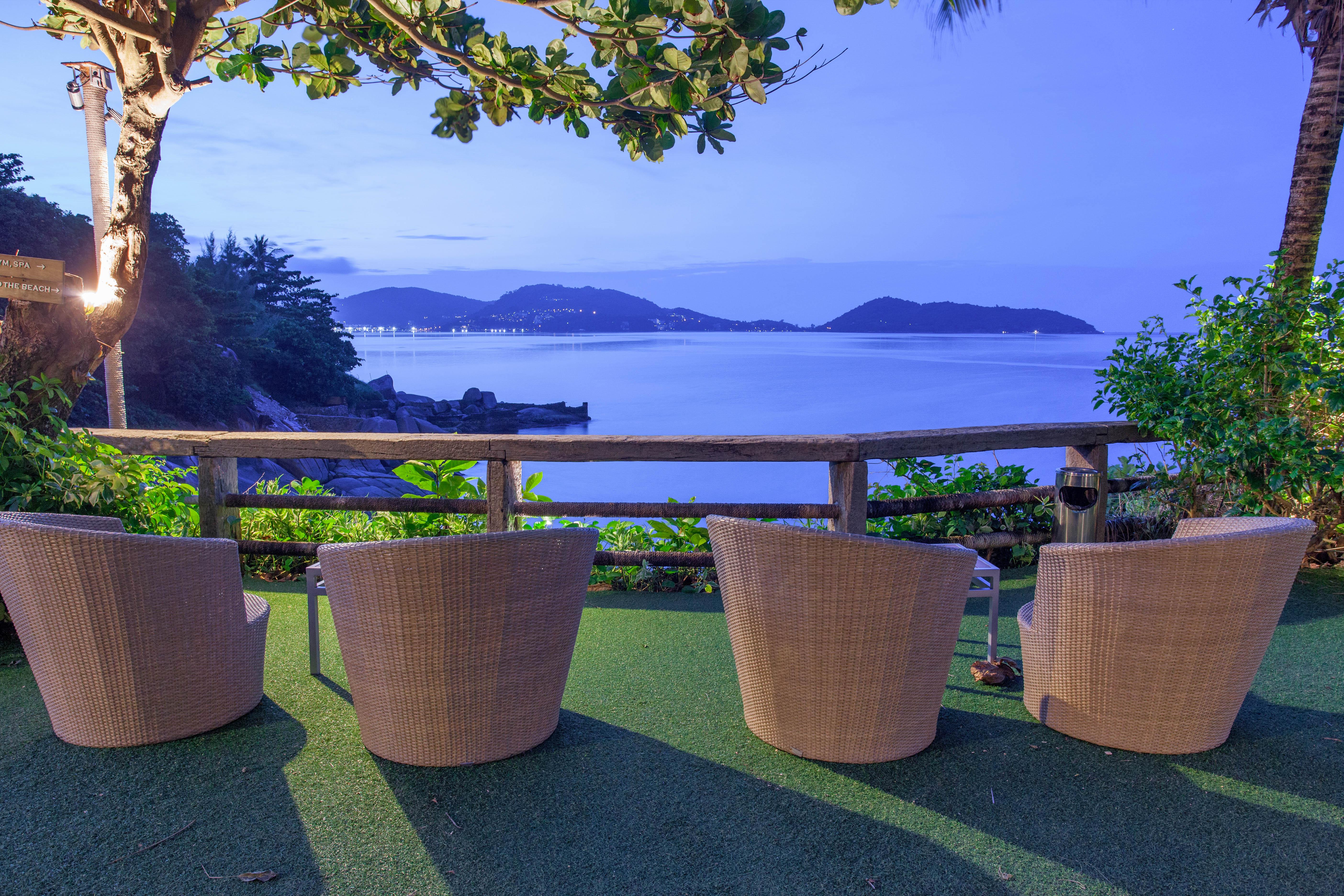 Hotel Zenmaya Oceanfront Phuket, Trademark Collection By Wyndham Patong Exterior foto